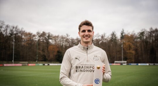 Guus Til verkozen tot Speler van de Maand november