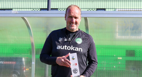 Dick Lukkien named Rinus Michels Manager of the Month for September