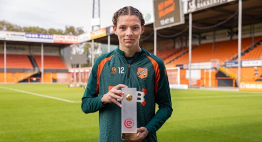 Robin van Cruijsen named Johan Cruyff Talent of the Month for September