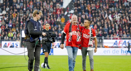 Paul en Erik bewijzen de kracht van AZ-Voetbalmaatjes