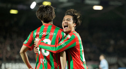 Round-up 14: Onder de top verschuift alles